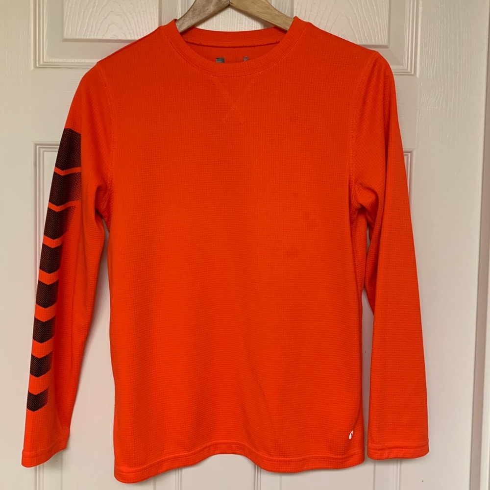 Athletic tee